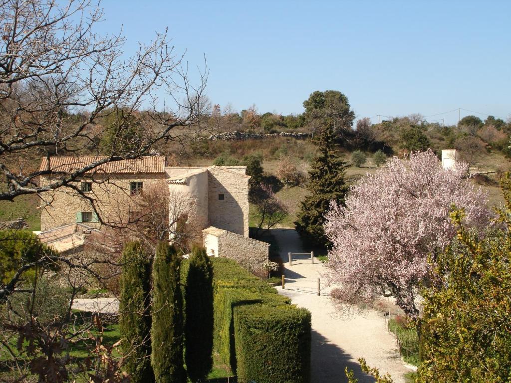 Готель Domaine De La Grange Neuve La Roque-sur-Pernes Екстер'єр фото